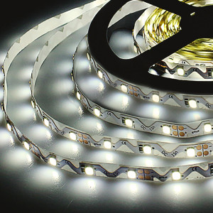 Светодиодная лента 12V 6W IP20 Лента светодиодная гибкая 12V 6W 60Led 2835 IP20 дневной белый, 5м