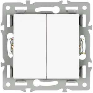 Выключатель  043724